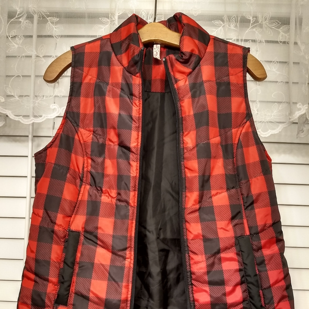 Red Camel Buffalo Plaid puffer vest